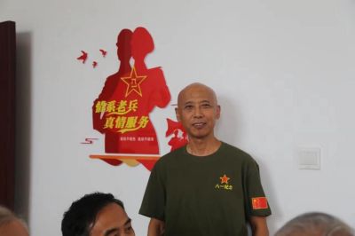 喜迎八一    情系老兵  真情服务        北京专家为天津老兵送健康